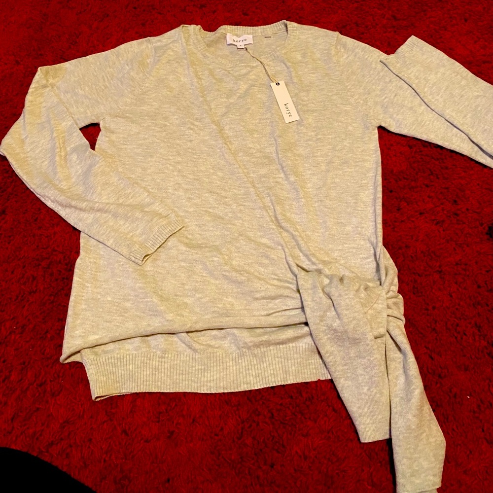 Women’s Korye Bow tie Sweater Size L